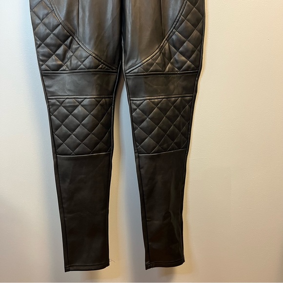 Manière de Voir Black Quilted Vegan Leather Leggings/ Pants Sz 14 NWOT - Picture 6 of 11